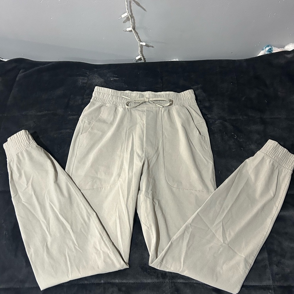 lululemon athletica Men's Beige Joggers